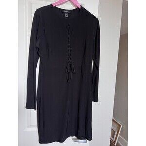 Forever 21 Black Dress Front Lace Fastening Plus Size 0X BNWT.  Comfort + Style!